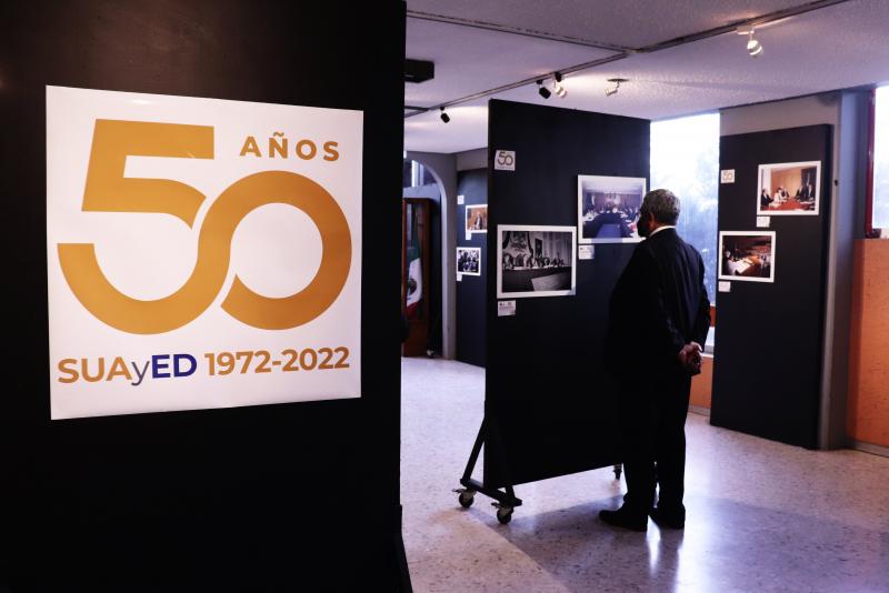 Vista a la exposición itinerante del 50 aniversario 1